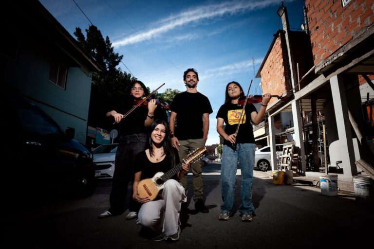 Buenos Aires cierra dos orquestas que dan cobijo a un centenar de jóvenes de los barrios más pobres