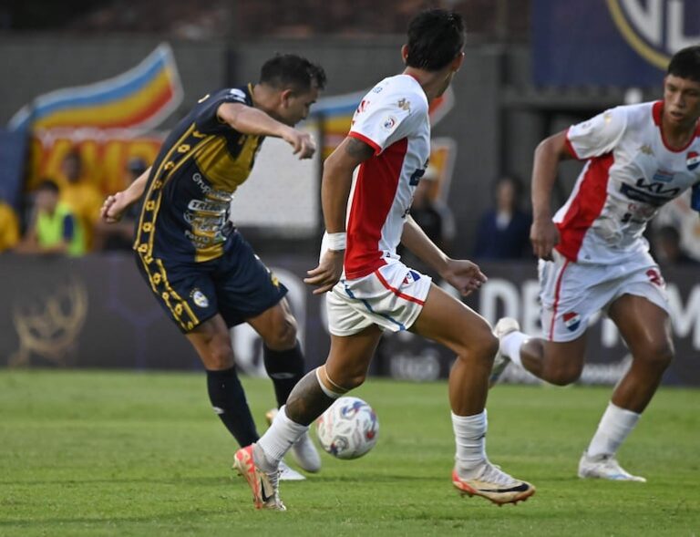 Crisis Nacional – Fútbol – ABC Color