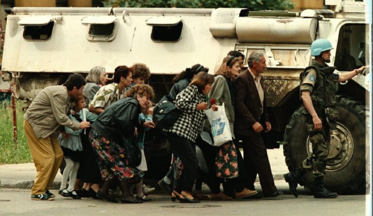 El caso de los ‘safaris humanos’ de Sarajevo avanza con destino incierto en Italia con tres investigados |