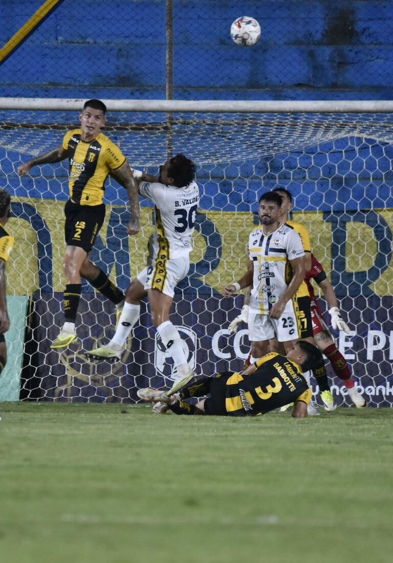 Guaraní y Trinidense terminan el partido 0-0: El Cacique enfrenta una difícil situación – Fútbol