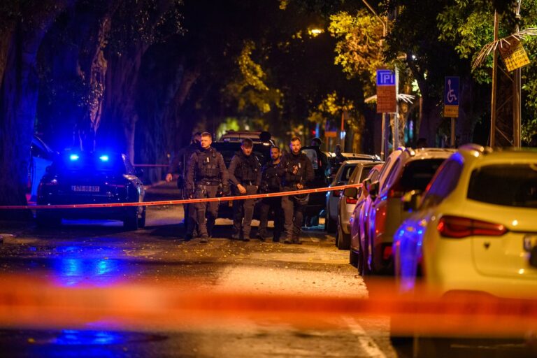 Últimas noticias sobre la guerra entre Estados Unidos e Israel contra Irán, en vivo | Irán lanza una nueva ola de misiles y advierte de ataques “más destructivos” hasta la “rendición” de EE.UU. e Israel