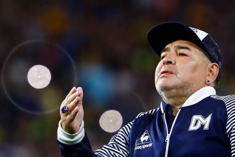Comienza el nuevo juicio por el caso Maradona: “No hicieron nada para evitar que muriera”