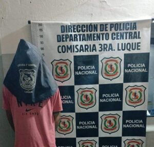 Detienen a joven por robo de motocicleta en supermercado de Luque