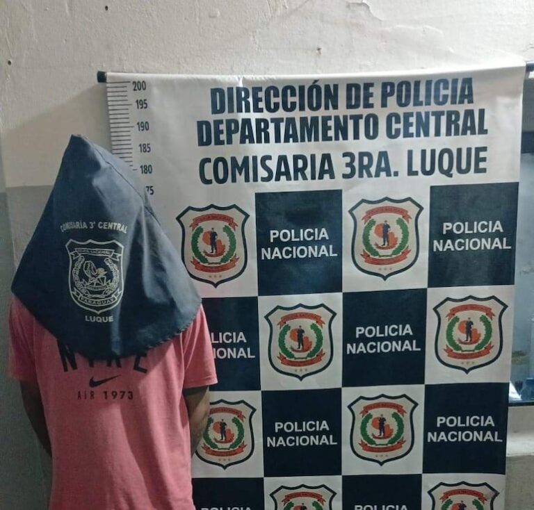 Detienen a joven por robo de motocicleta en supermercado de Luque