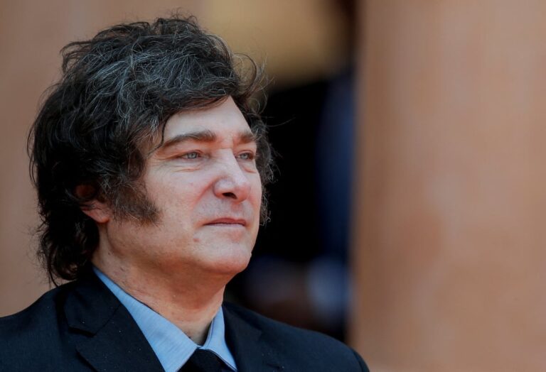 El silencio y las mentiras de Milei ante escándalos de corrupción