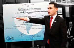 Fiscal solicita remisión de documentos en caso de título falso en Asunción