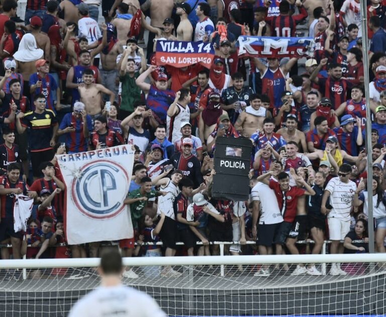 Cerro Porteño impone una suspensión temporal a sus seguidores por dos partidos.