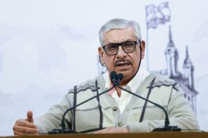 IPS busca apoyo de médicos para mejorar compra de medicamentos y transparencia