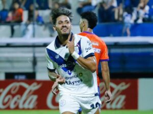 2 de Mayo contra Ameliano: Horario y dónde seguir el partido de fútbol hoy.