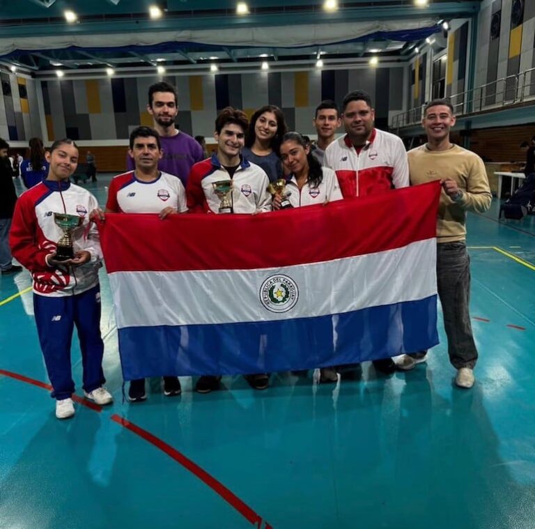 La Selección de Paraguay brilla en la VII Maratón Internacional de Espada en Buenos Aires – Polideportivo.