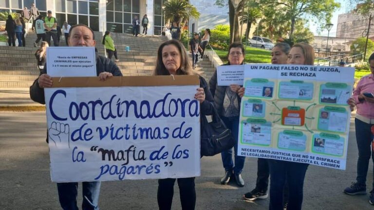 Marcha pacífica en Asunción exige justicia por estafa de mafia de pagarés