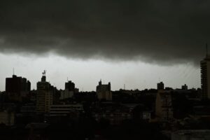Paraguay se prepara para tormentas eléctricas desde mañana hasta el domingo