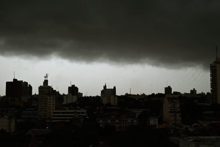 Paraguay se prepara para tormentas eléctricas desde mañana hasta el domingo