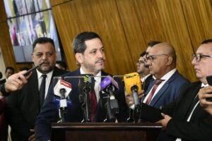 Presidente de la Cámara de Diputados minimiza amenazas de diputado contra fiscal en Luque