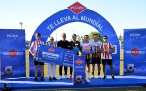 Pilsen acompaña a tres amigos en el estreno de la selección Albirroja en el Mundial – Deportes