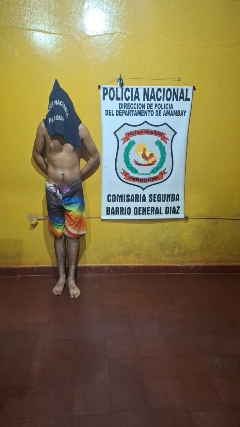 Aprehendido tras intentar romper el blindex de una mueblería en el barrio Gral. Díaz