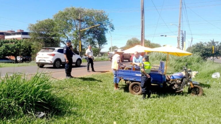 Judicialmente prohíben a niños permanecer en semáforos de Pedro Juan Caballero.
