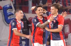 Cerro Porteño vuelve a sonreír tras victoria crucial contra Junior.