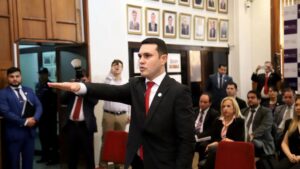 Fiscalía inicia nueva causa contra Hernán Rivas por documento falso.