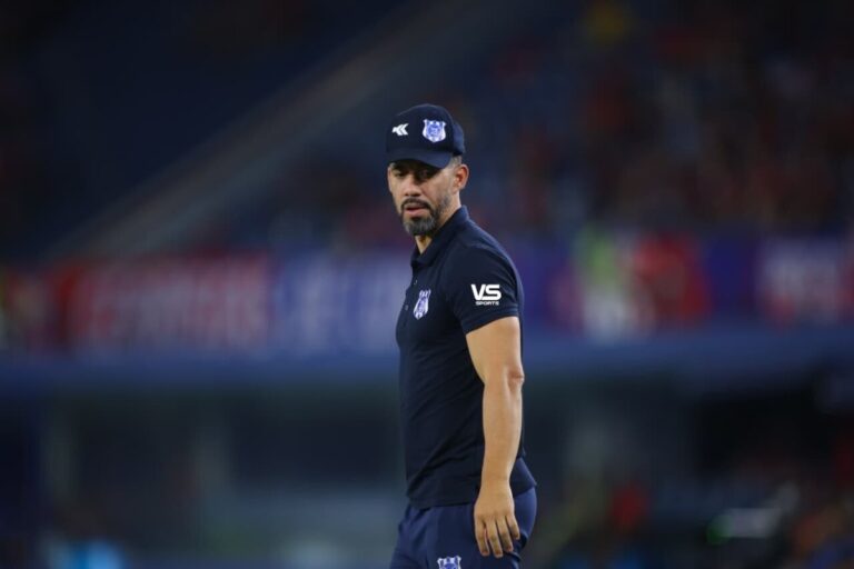 Es necesario reflexionar y reconsiderar nuestras acciones y decisiones.