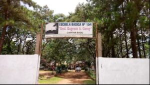 Capitán Bado en alerta por amenaza de tiroteo en escuela.