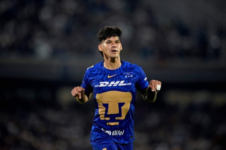 Video: El tanto de Robert Morales en la final que disputó ante Pumas y no ganó.