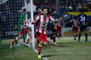 Benjamín Aceval termina con el invicto de la Intermedia y avanza a la zona de promoción – Fútbol de Intermedia.