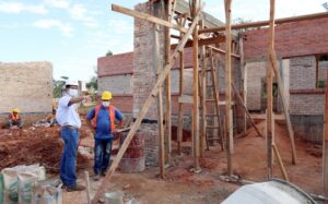 AFD impulsa financiamiento inclusivo para mujeres en Paraguay en Constructecnia 2026