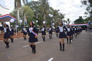 Carapeguá celebra 301 años con desfile cívico y homenaje a la independencia