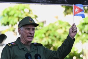 Díaz-Canel advierte de “un baño de sangre” si Estados Unidos ataca a Cuba