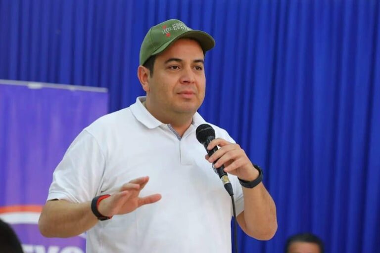 Estigarribia defiende máquinas de votación ante críticas del PLRA en Central