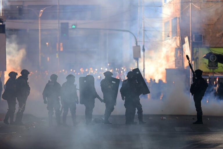 Gobiernos americanos alertan sobre crisis humanitaria en Bolivia por bloqueos