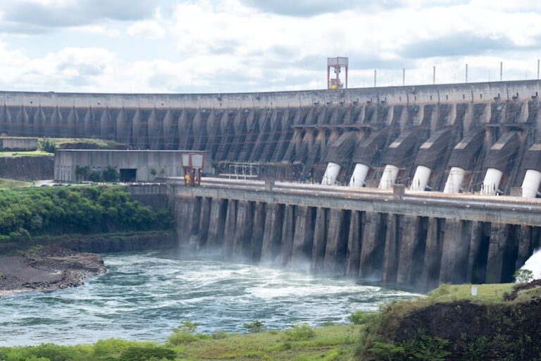 Itaipú podría prescindir del Acuerdo Operativo tras amortizar su deuda