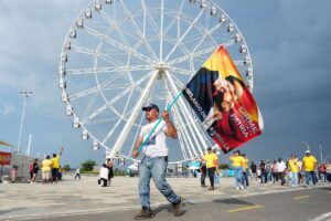 La semana en la que Colombia decide si la derecha tradicional da paso a una más radical