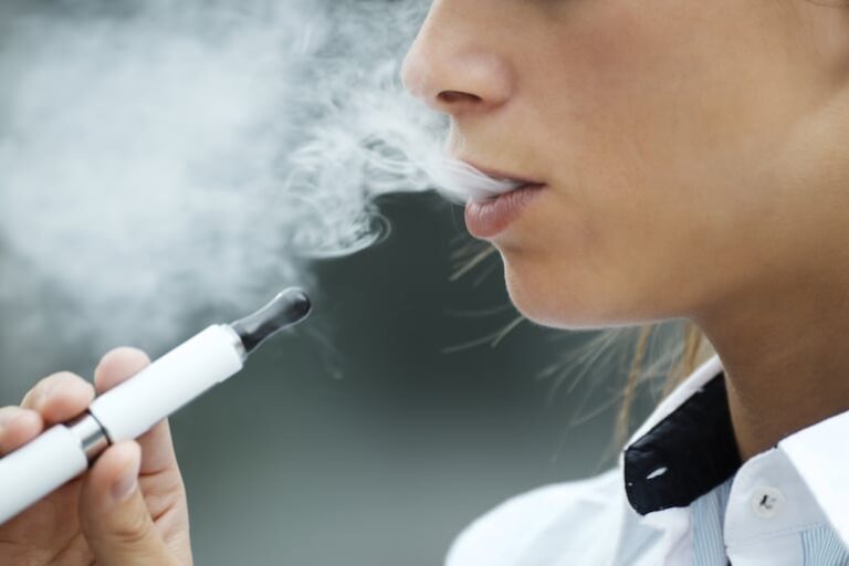 Ministerio de Salud alerta sobre uso de vapeadores entre adolescentes en Paraguay