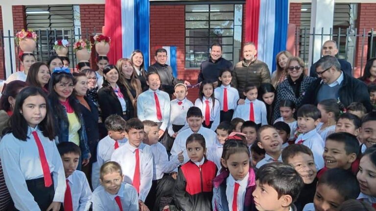 Pilar celebra la inauguración de nueva Escuela Básica San Alfonso tras cuatro años