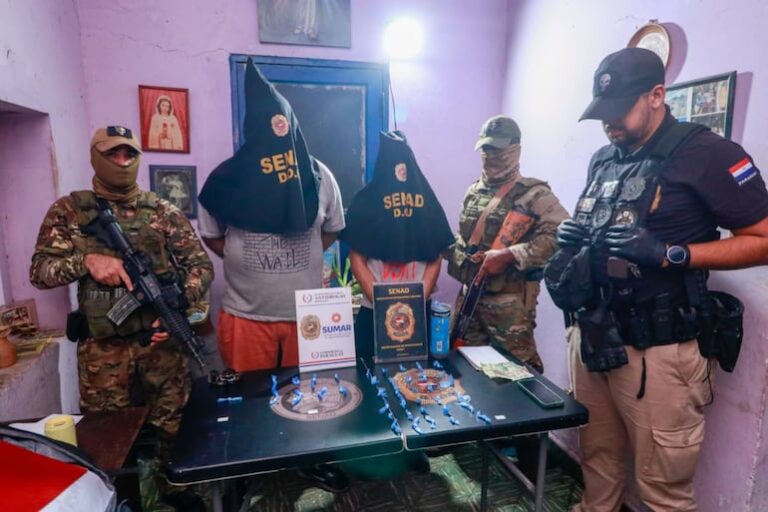 SENAD y Ministerio Público detienen a tres en Sajonia por microtráfico