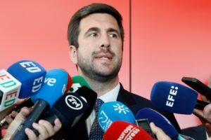 Santander y BBVA niegan el visto bueno a que Riquelme se presente al Real Madrid en las elecciones contra Florentino Pérez