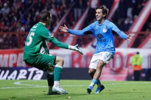 Belgrano igualó en el minuto 94, resistió en los penales y se enfrentará en la final a River – Fútbol Argentino.