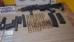 Incautan subfusil, pistolas y camioneta en control vehicular en Pedro Juan.