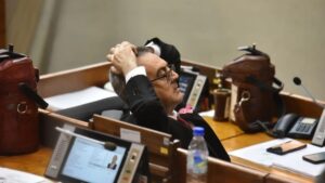 Diputados que niegan informes ofrecerán charla sobre transparencia y rendición.