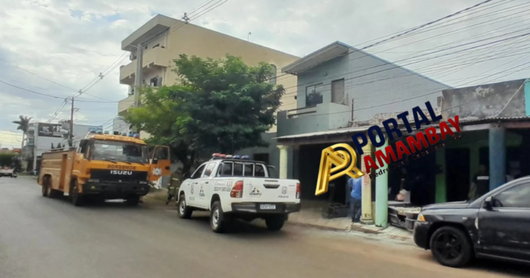 Intencional: Investigan principio de incendio en el barrio Guaraní y el sospechoso huyó hacia el Brasil