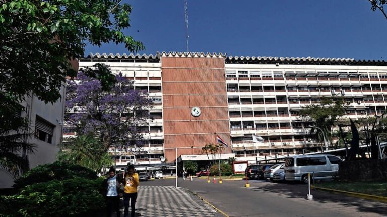 Alerta por botulismo en Paraguay: un paciente recuperado y dos hospitalizados