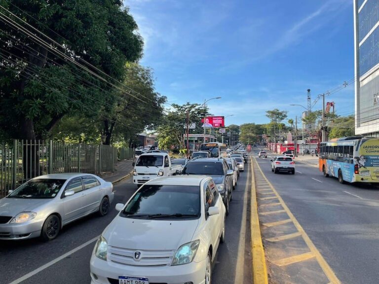 Candidatos enfrentan caos vehicular en Asunción días antes de elecciones municipales
