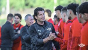 Libertad da comienzo al ciclo de Haedo Valdez incorporando a un jugador de Guaraní.