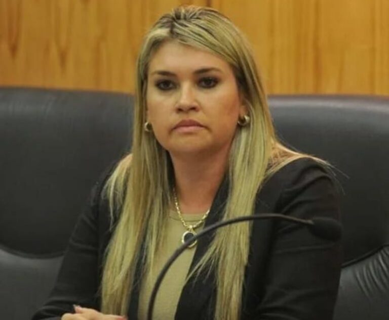 Jueza Dina Marchuk responde críticas de exsenadora Kattya González en Paraguay