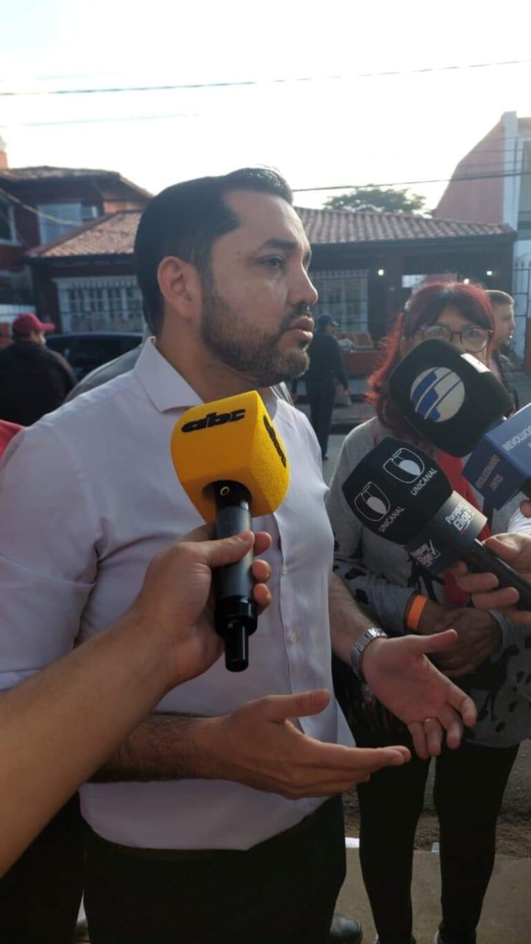 Luis Bello destaca avances en la administración municipal de Asunción