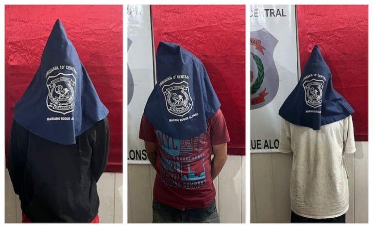Policía detiene a tres involucrados en robo de automóvil en Central