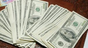 Remesas familiares alcanzan casi 12 mil millones de dólares en Paraguay