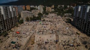 Último minuto del terremoto en Venezuela, en vivo | El Gobierno de Venezuela eleva a 1.943 el número de muertos por el terremoto y a 10.571 el número de heridos